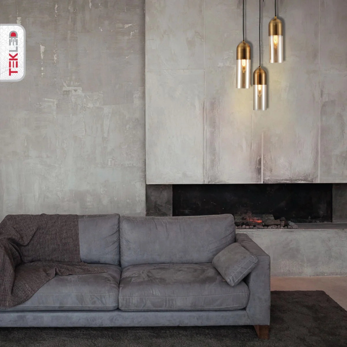 Подвесной светильник из янтарного стекла с золотым алюминиевым потолком, идеально подходит для модернистского интерьера гостиной.