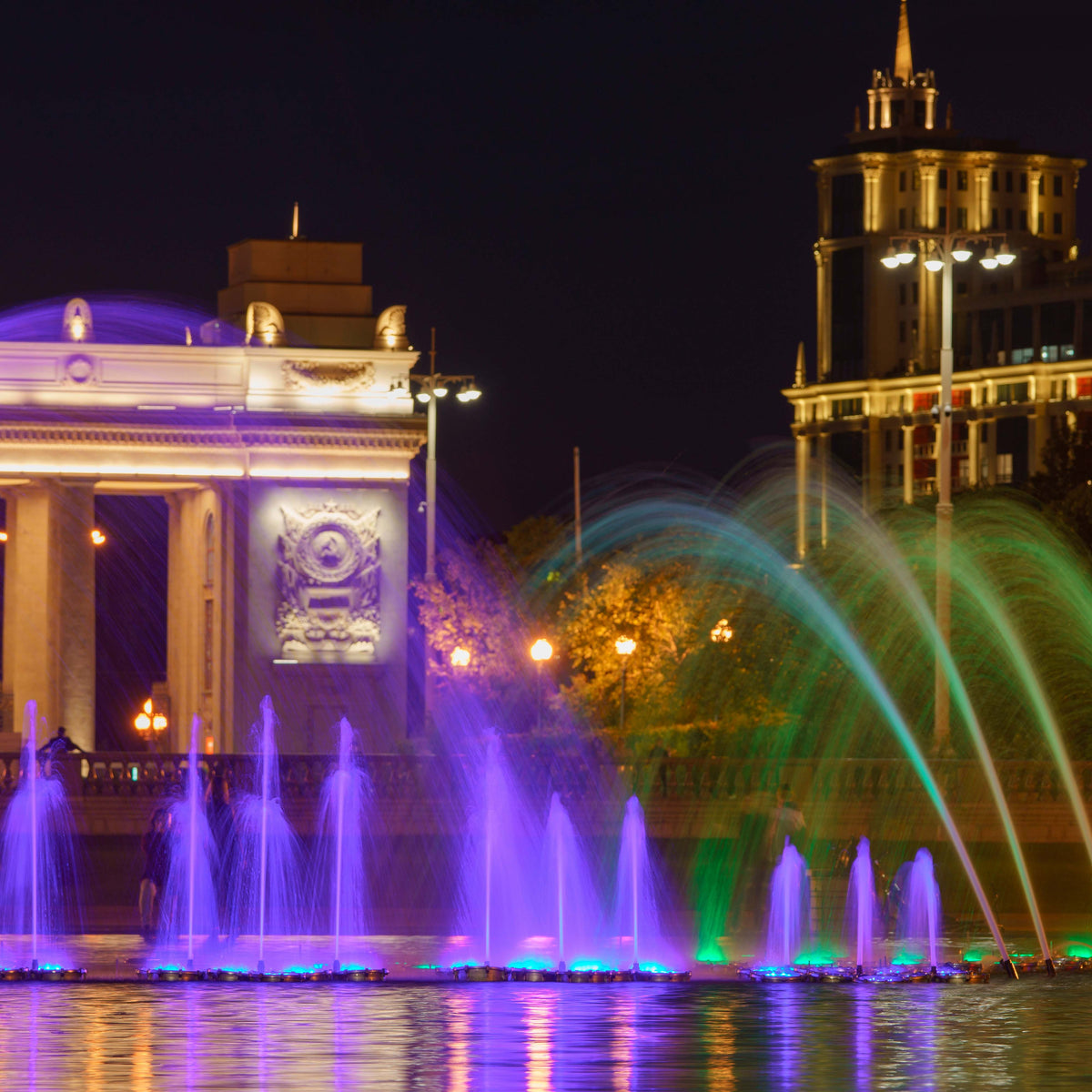 Сув ости LED прожектори F6008 RGB (IP67, 9W)