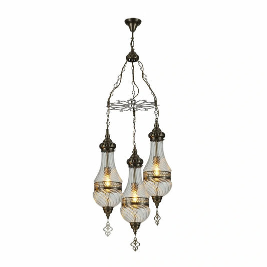 Главное изображение антик chandelier в марокканском стиле из латуни и стекла, идеально подходящее для гостиной с восточным декором.