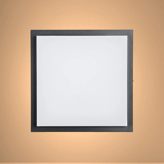 Современный квадратный настенный светильник из алюминия, идеален для ванных комнат и коридоров в стиле минимализм.